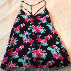 Stylish camisole/tank top